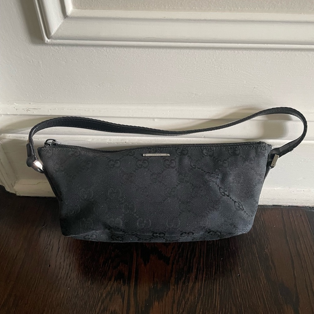 Gucci GG Canvas Boat Pouchette in Black